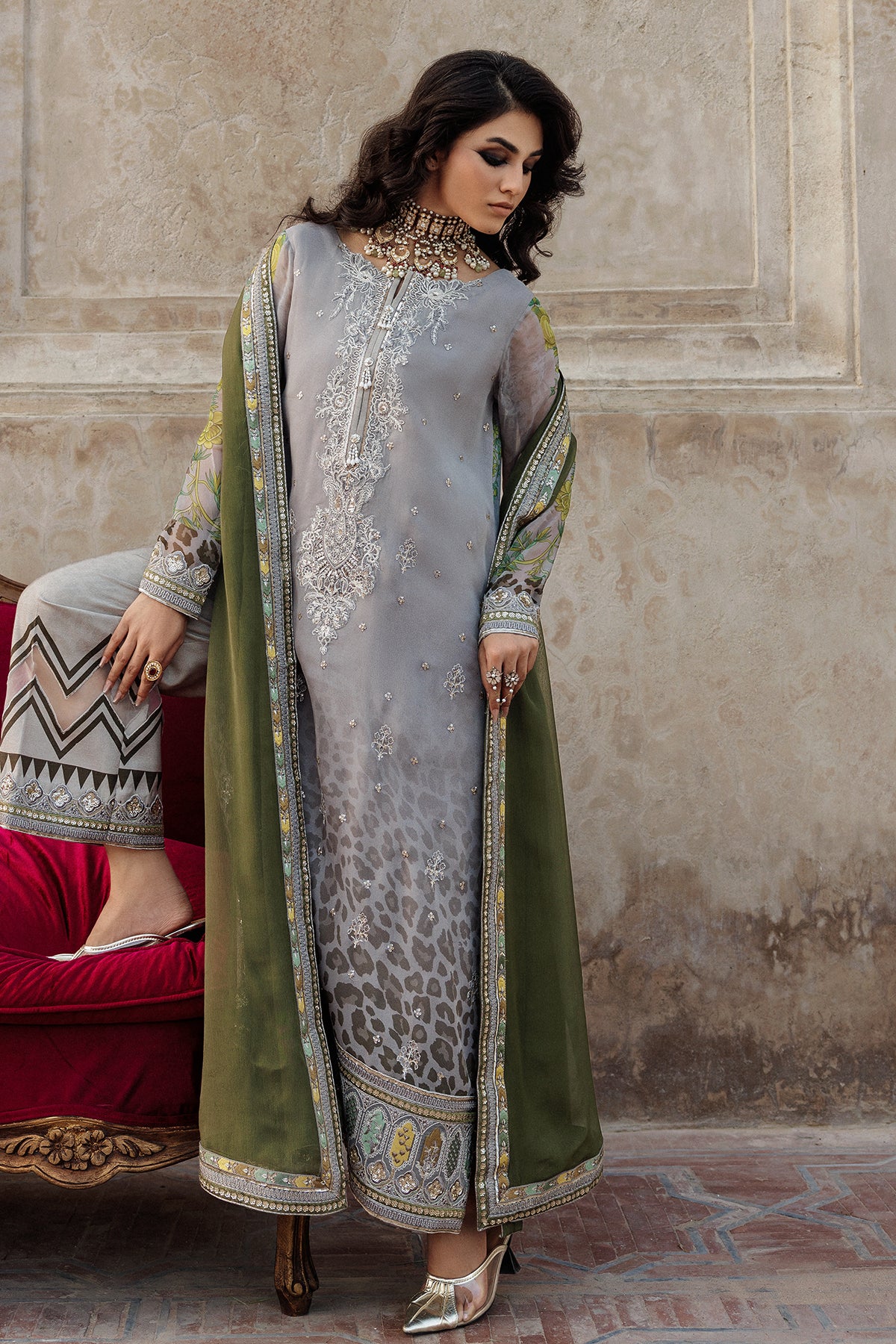 3-PC Stitched Embroidered Printed Chiffon Collection VSL6-12 - Image 3