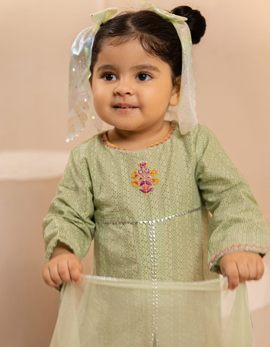 GREEN LAWN EMBROIDERED 3PC STITCHED - Image 4
