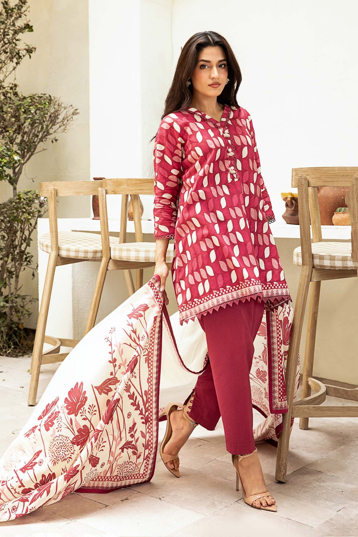 Maria B M Basic Elaheh Design 3 - Printed Lawn 3 Piece