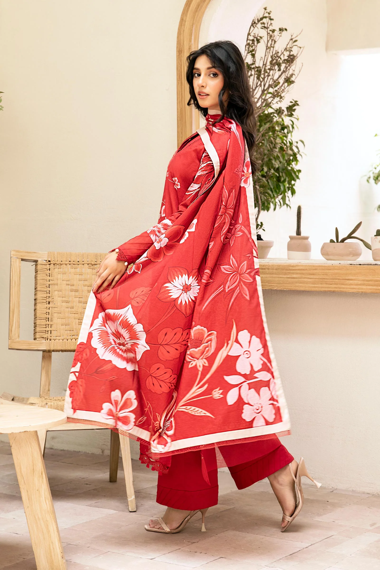 Elaheh 26 M Basics By Maria B Printed Lawn MB-ELHV3-02 - Image 4