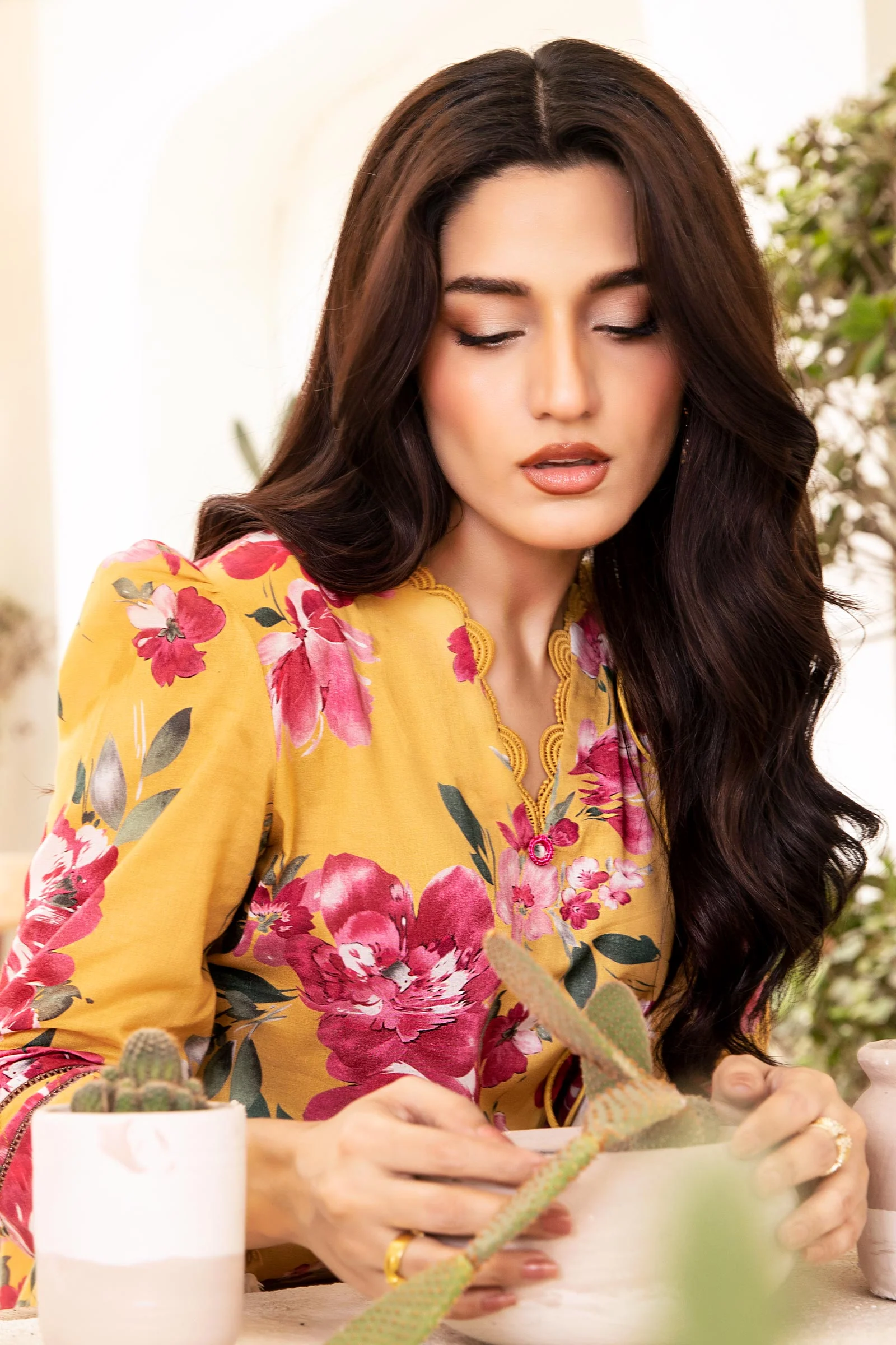 Elaheh 26 M Basics By Maria B Printed Lawn MB-ELHV3-05 - Image 3