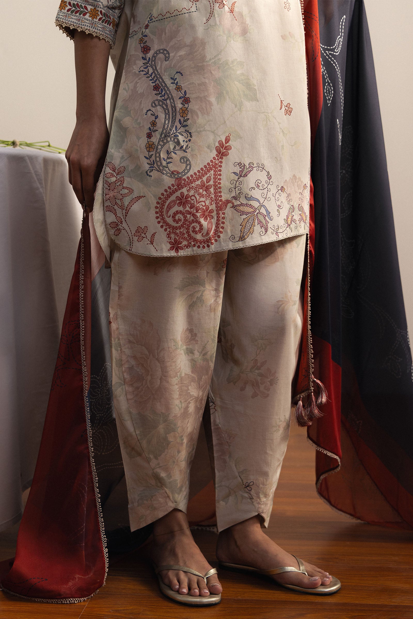 Coco by Zara Shahjahan - Sora-3A - Digital Printed Lawn 2 Piece Suit - Image 5