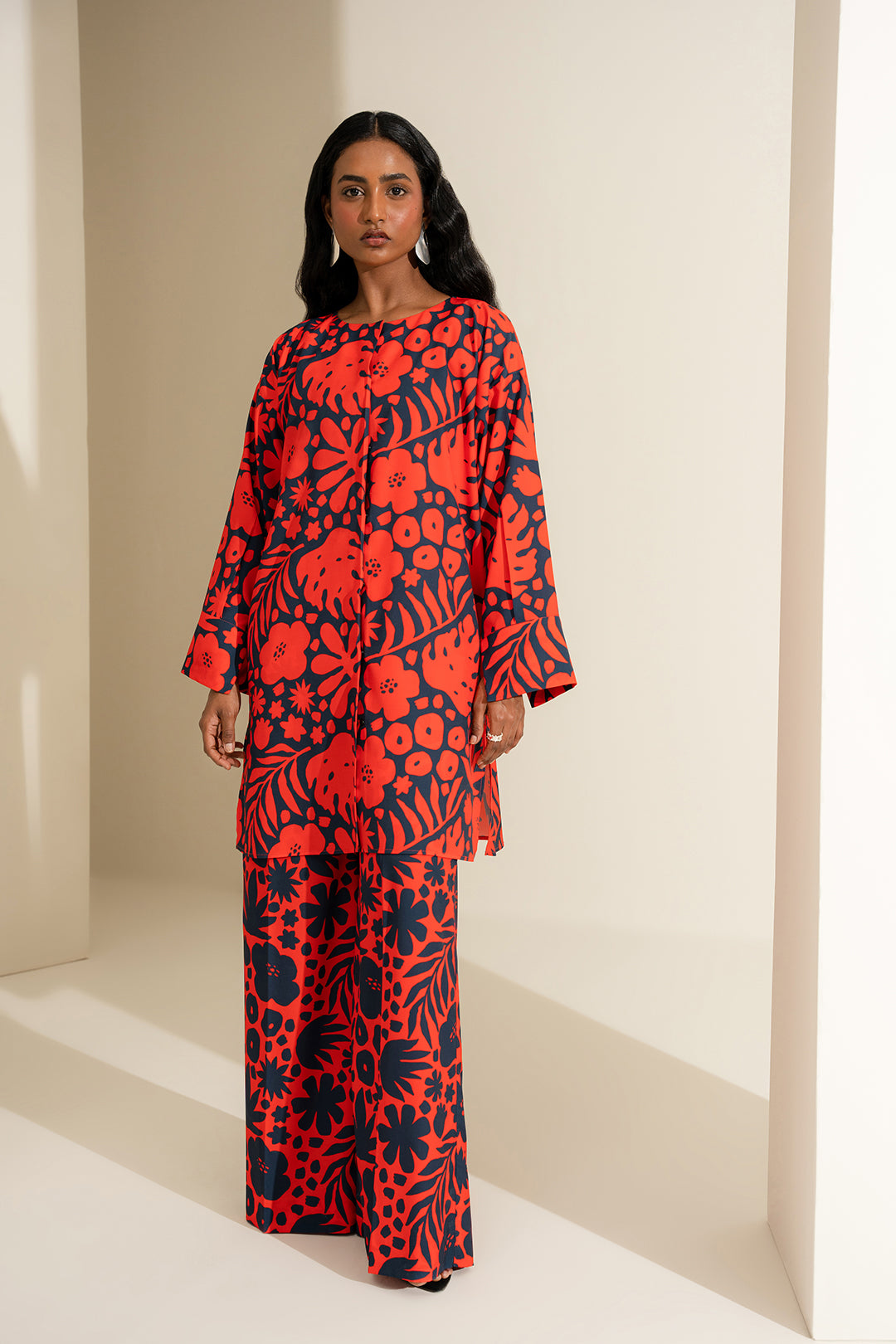 Lulusar Tehra Button-Up Crepe Top - Floral Print